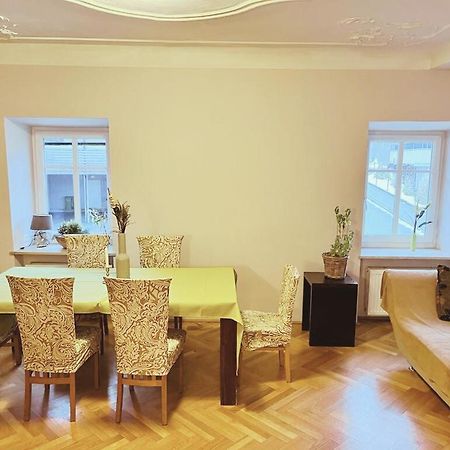 Taferne In Koestendorf - Ferienwohnung Monteurzimmer Neumarkt am Wallersee Εξωτερικό φωτογραφία
