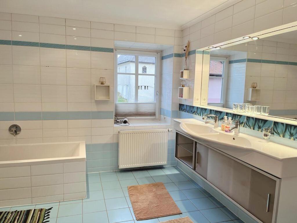 Taferne In Koestendorf - Ferienwohnung Monteurzimmer Neumarkt am Wallersee Εξωτερικό φωτογραφία